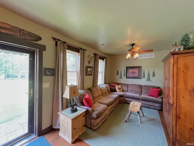 $172,000 | 12733 Yellowbanks Trail, Dale, IN 47523