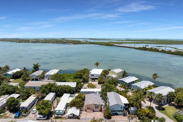 $450,000 | 4 Coral Drive, Key West, FL 33040