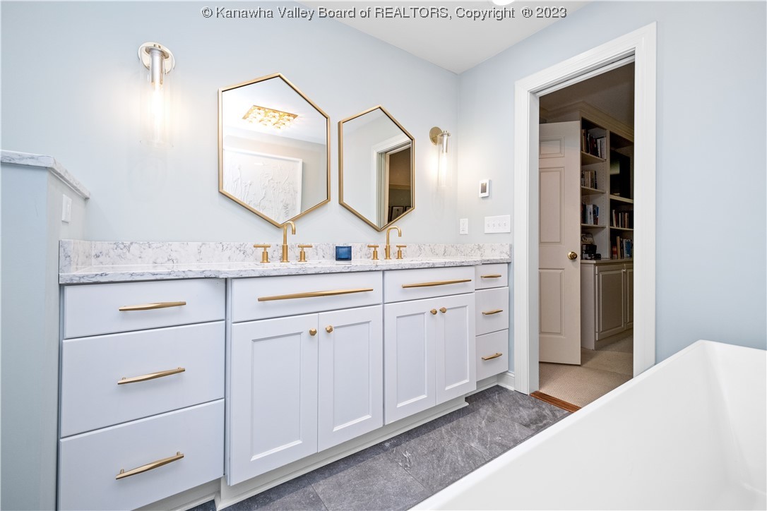 6 Quail Cove Road Charleston, WV 25314 - Photo 31 of 45 Gallery Image 31