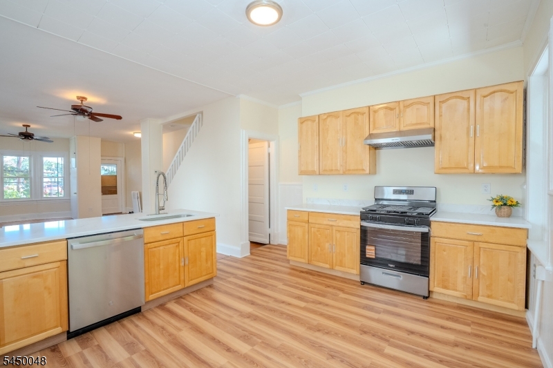 55 Thompson Street Raritan, NJ 08869 - Photo 12 of 31 Gallery Image 12
