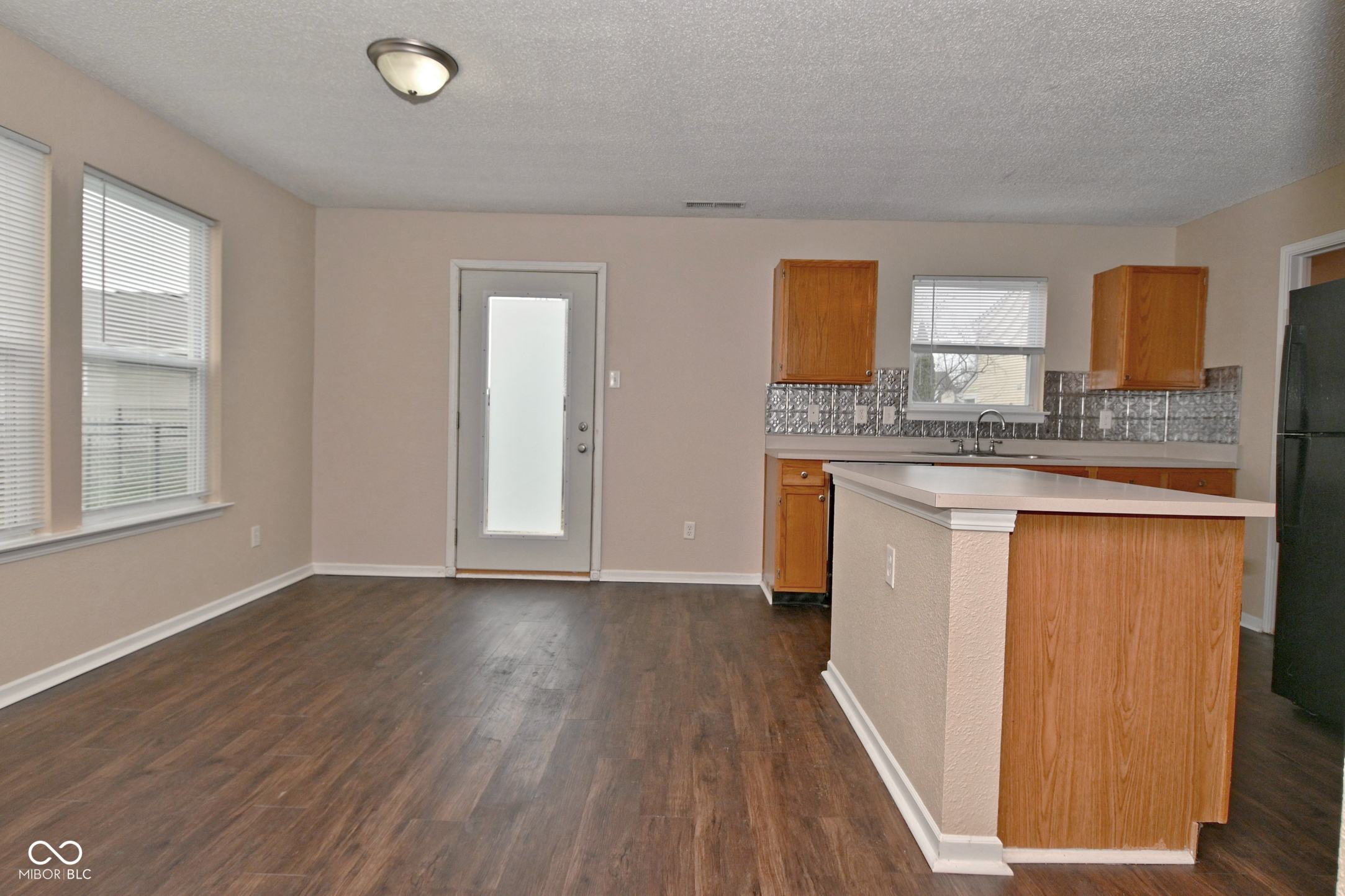 9128 Stones Bluff Place Indianapolis, IN 46113 - Photo 5 of 21