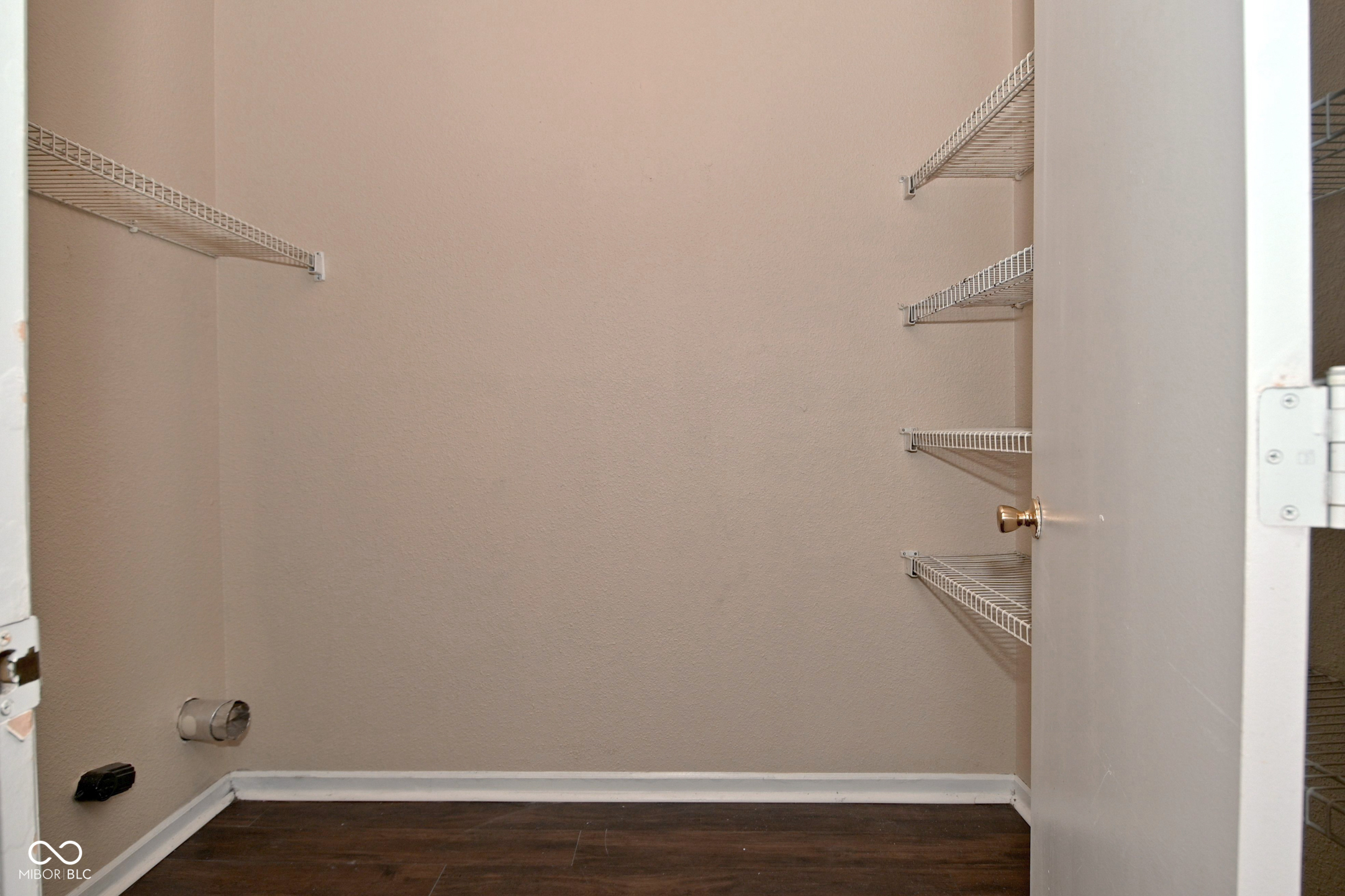 9128 Stones Bluff Place Indianapolis, IN 46113 - Photo 9 of 21