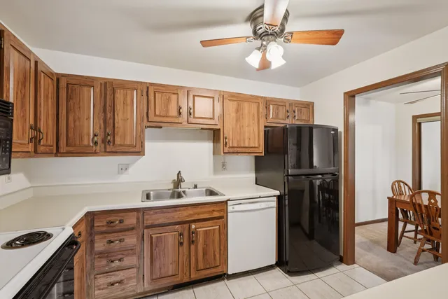 $203,900 | 7209 57th Avenue, Unit 201, Kenosha, WI 53142