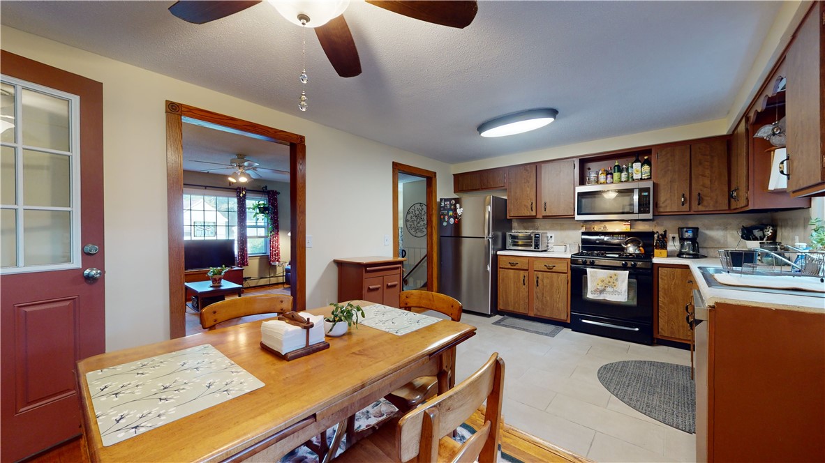 170 Chatworth Road North Kingstown, RI 02852 - Photo 8 of 29 Gallery Image 8