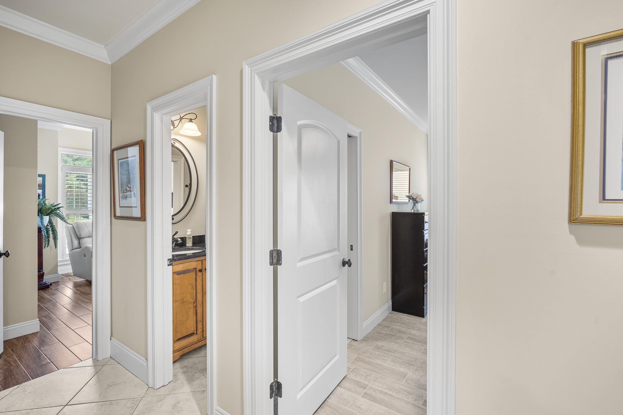 7090 Carson Lane Daphne, AL 36527 - Photo 24 of 37 Hallway