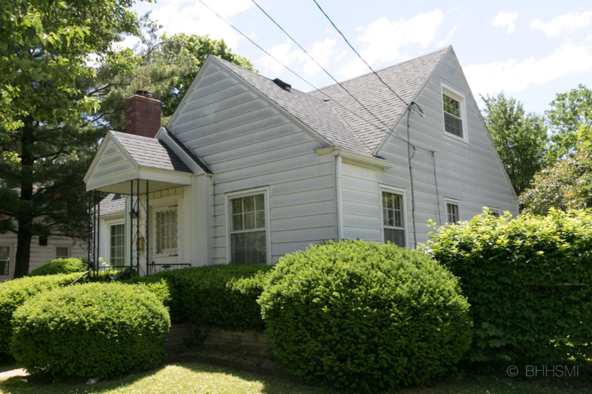 1022 Miller Road Kalamazoo, MI 49001 - Photo 3 of 22 1022MillerRoad-103