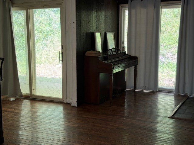 6975 Slate Creek Road Grundy, VA 24614 - Photo 15 of 20 Gallery Image 15