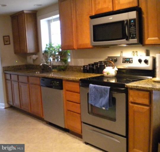 1635 Bowersox Road New Windsor, MD 21776 - Photo 9 of 11 Kitchen