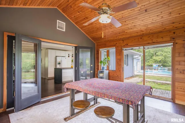 $369,000 | 192 Amber Lane, Carbondale, IL 62902