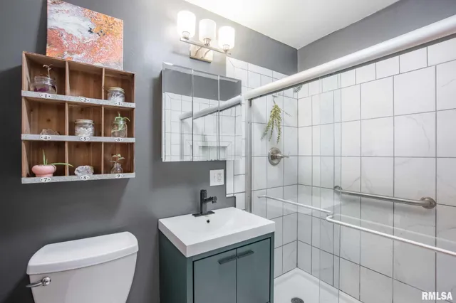 $369,000 | 192 Amber Lane, Carbondale, IL 62902