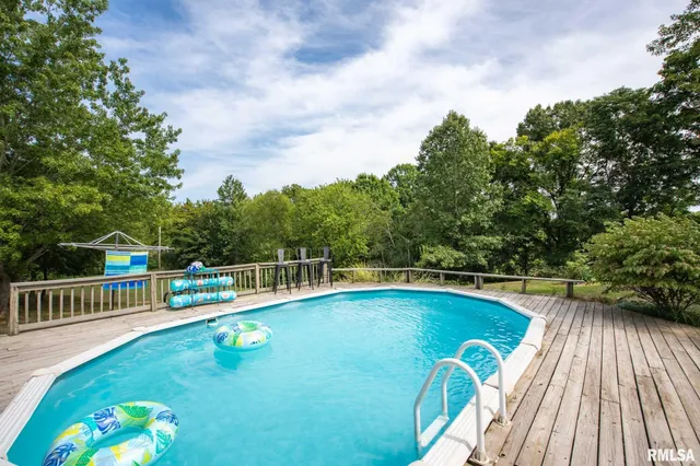 $369,000 | 192 Amber Lane, Carbondale, IL 62902