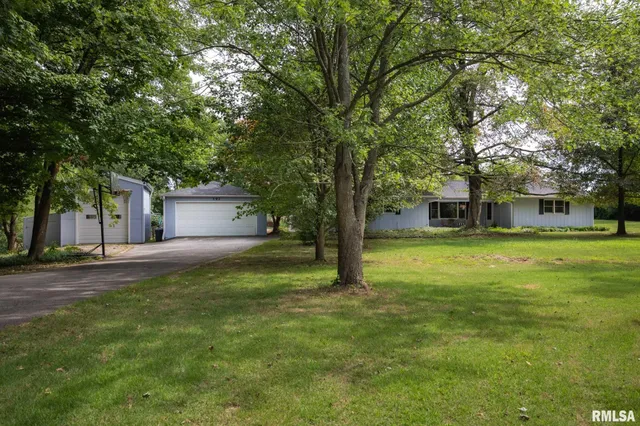 $369,000 | 192 Amber Lane, Carbondale, IL 62902