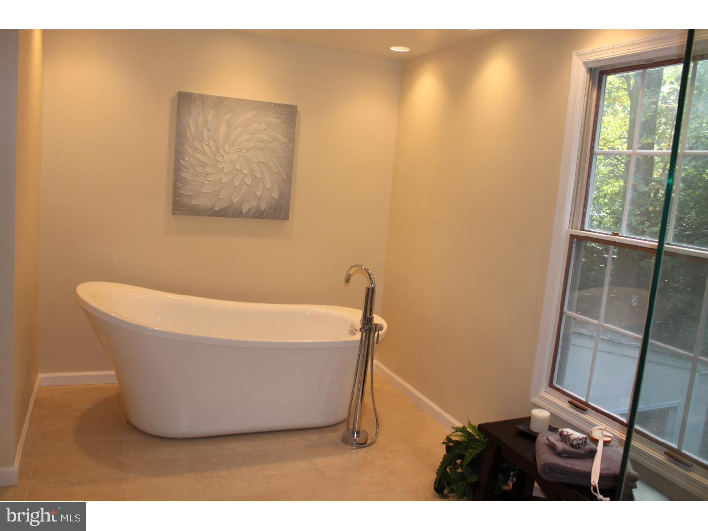 352 Colket Lane Wayne, PA 19087 - Photo 13 of 25 Master Bathroom
