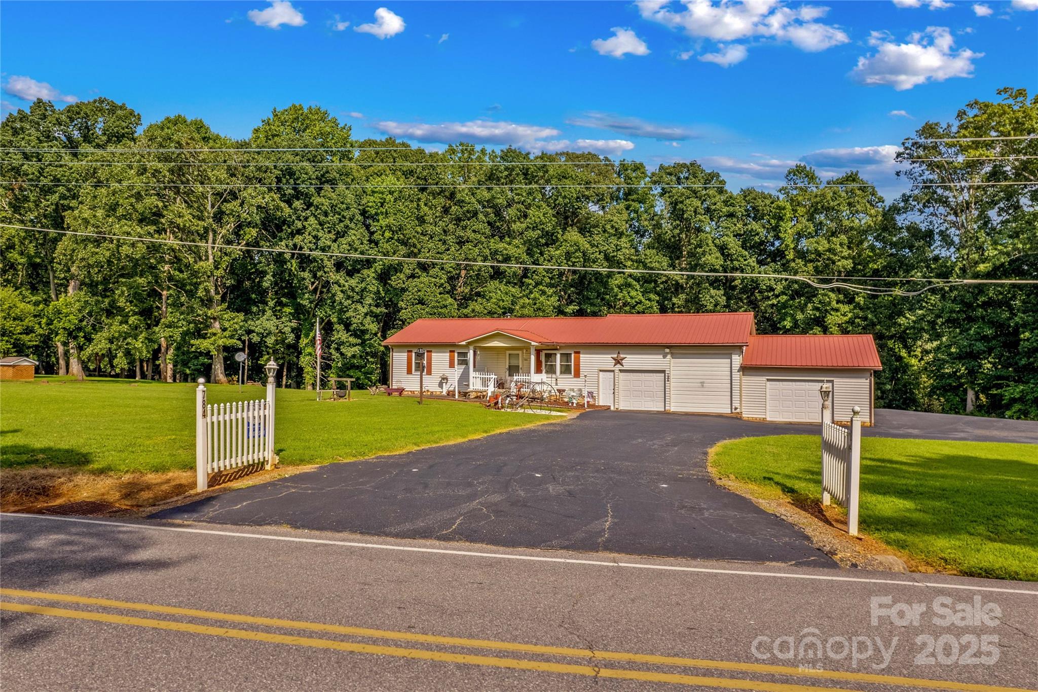 784 Whites Farm Road Statesville, NC 28625 - Photo 3 of 46