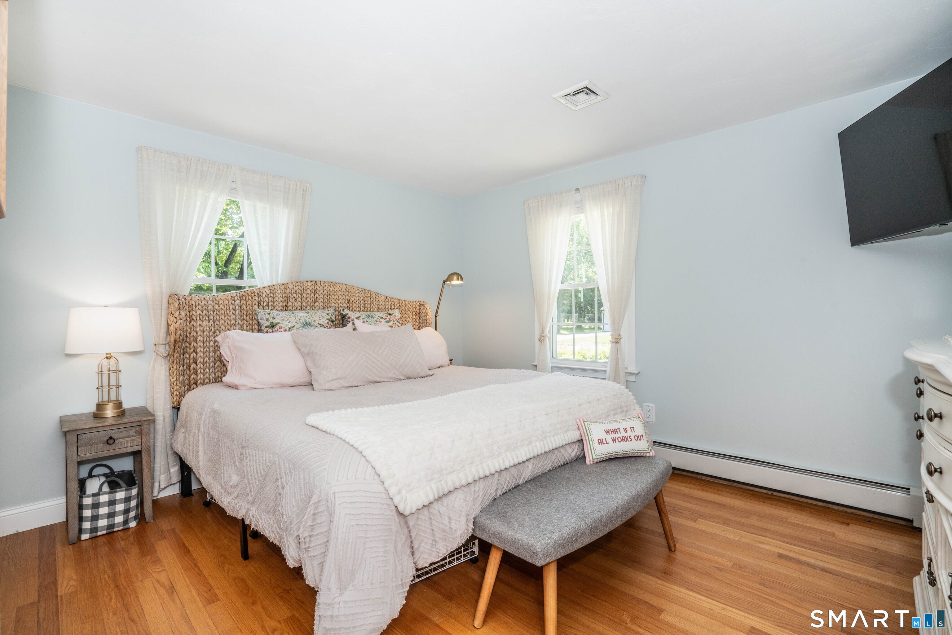 355 Burnham Street Manchester, CT 06042 - Photo 21 of 40