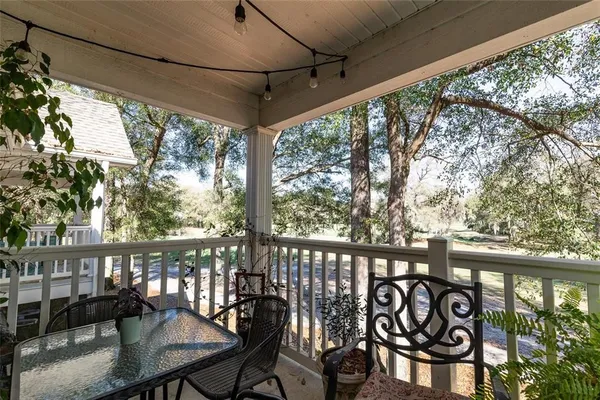 $1,710 | 10000 Southwest 52nd Avenue, Unit 104, Gainesville, FL 32608