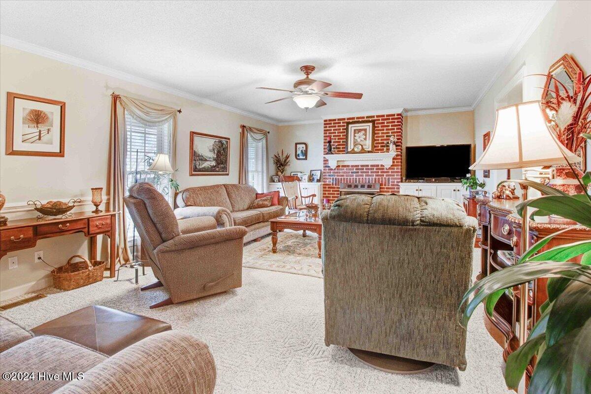 200 East Williamson Road Mount Olive, NC 28365 - Photo 8 of 39 21-200 E Williamson Rd-21