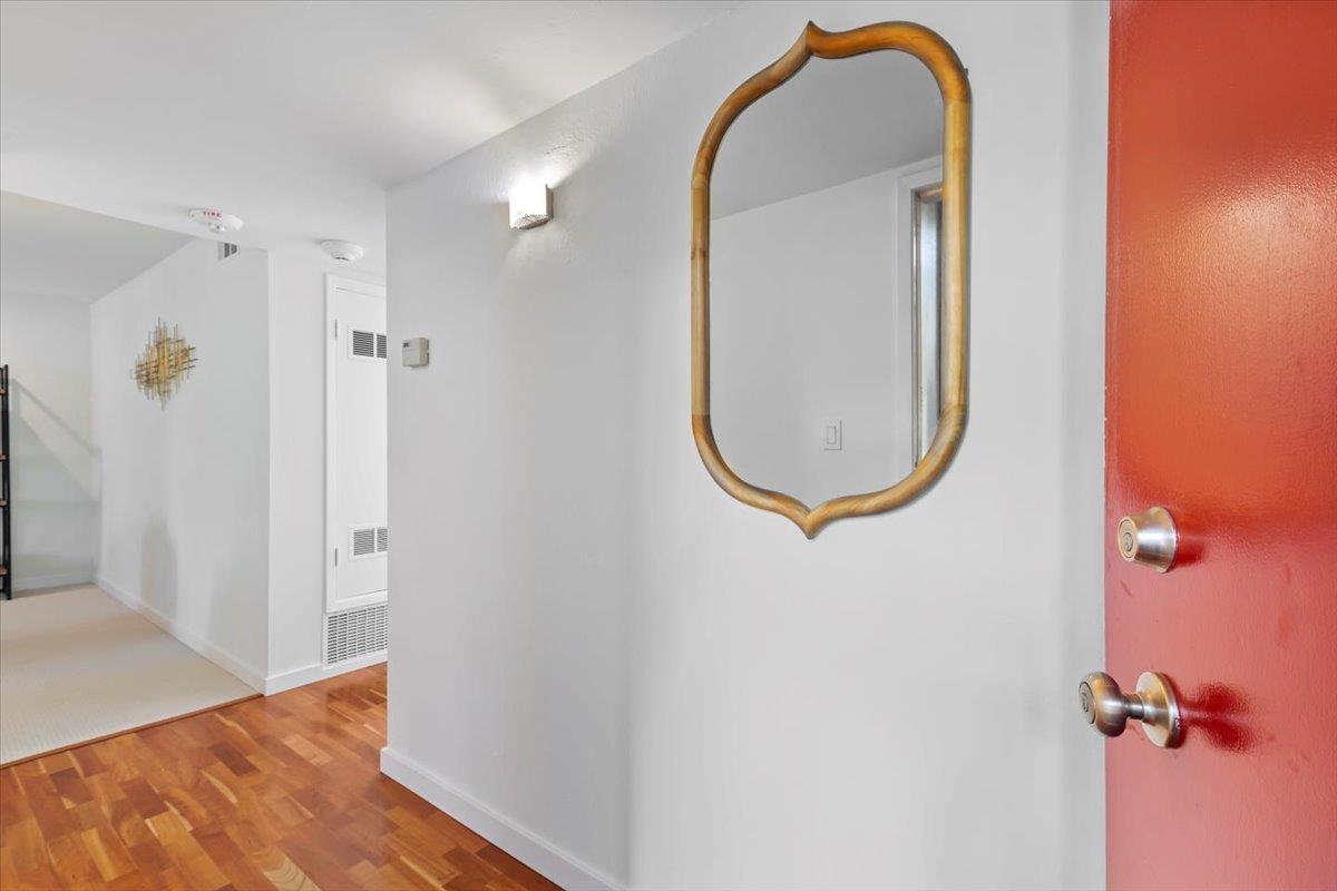 255 South Rengstorff Avenue, Unit 99 Mountain View, CA 94040 - Photo 5 of 31 Gallery Image 5