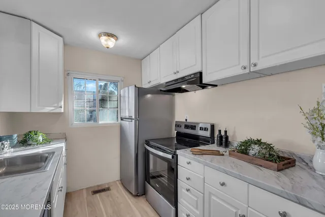 $385,000 | 15 Efland Lane, Willingboro, NJ 08046