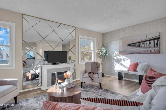 $385,000 | 15 Efland Lane, Willingboro, NJ 08046