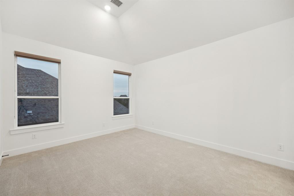 6281 Edgestone Drive Frisco, TX 75034 - Photo 32 of 40 Back bedroom with ensuite bathroom.