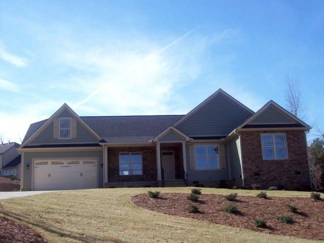 306 Devon Way Seneca, SC 29672 - Photo 1 of 11 Gallery Image 1