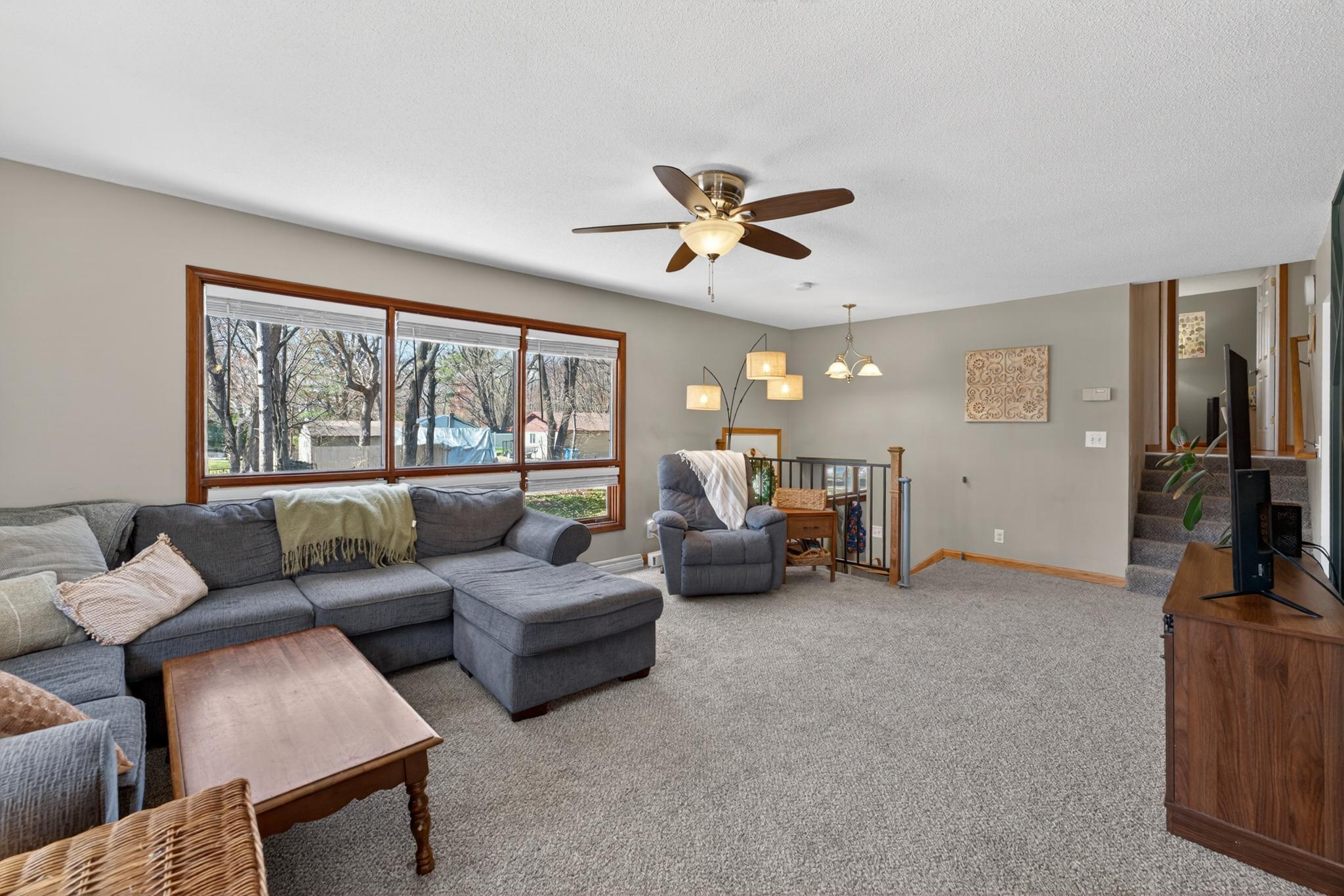 426 Dogwood Road Wyoming, MN 55092 - Photo 5 of 39