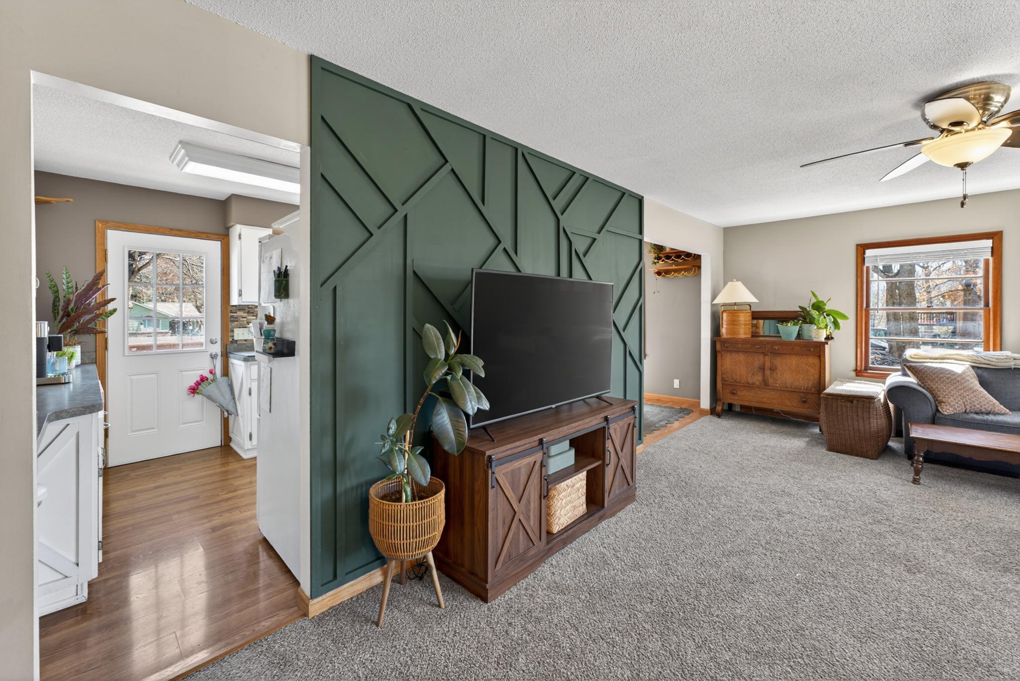 426 Dogwood Road Wyoming, MN 55092 - Photo 7 of 39