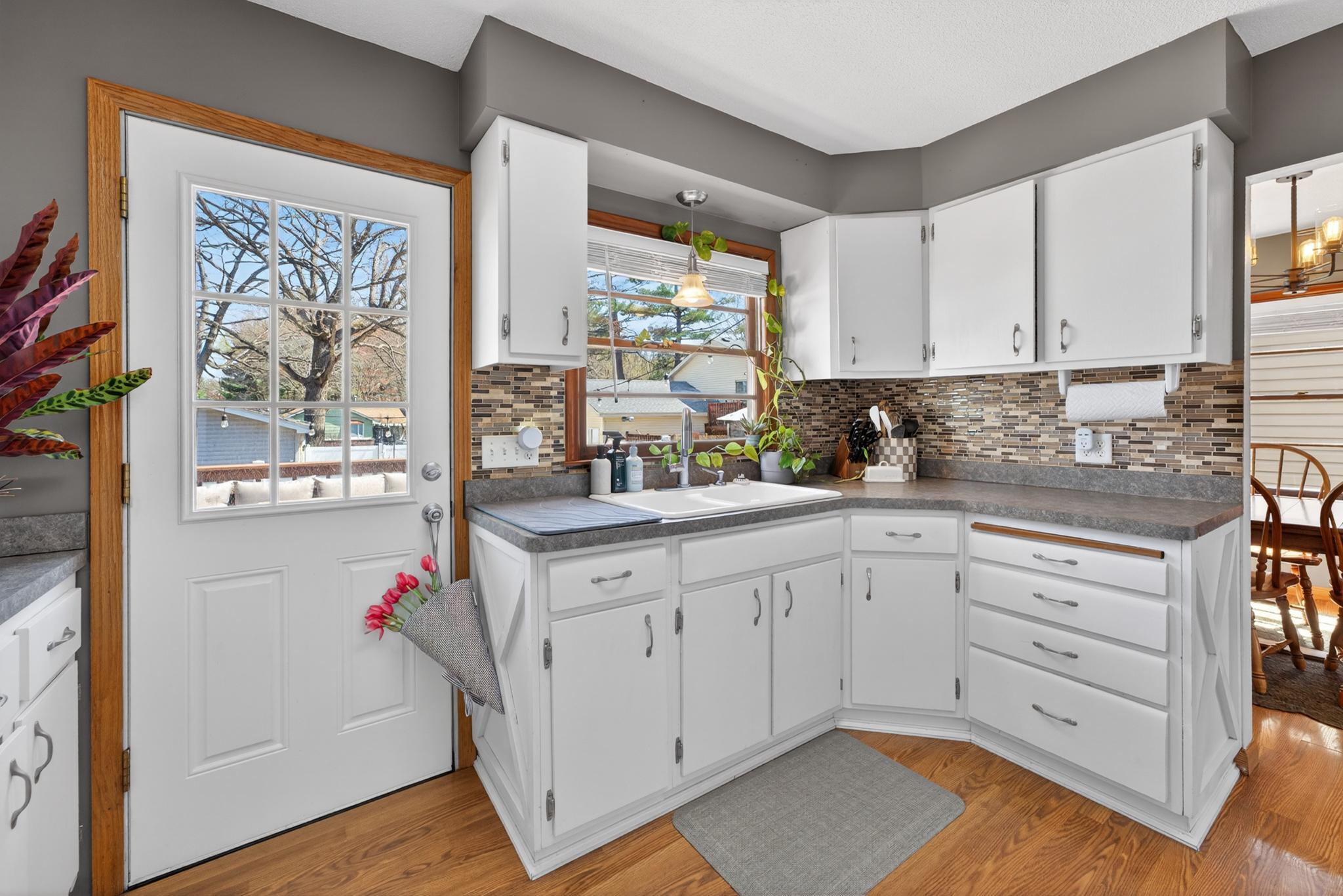 426 Dogwood Road Wyoming, MN 55092 - Photo 10 of 39