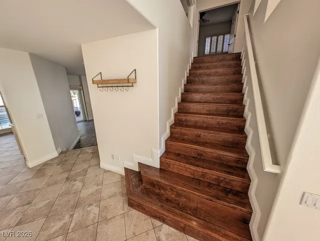 $3,200 | 8332 Mountain Heather Court, Las Vegas, NV 89149