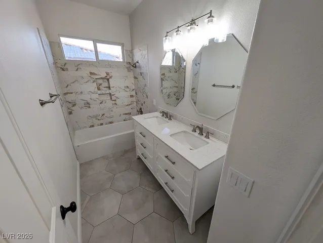 $3,200 | 8332 Mountain Heather Court, Las Vegas, NV 89149