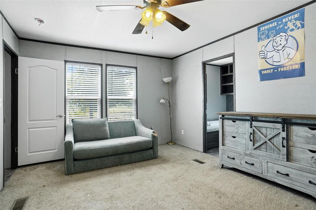 1279 Ham Bates Road Whitesboro, TX 76273 - Photo 8 of 16 Gallery Image 8