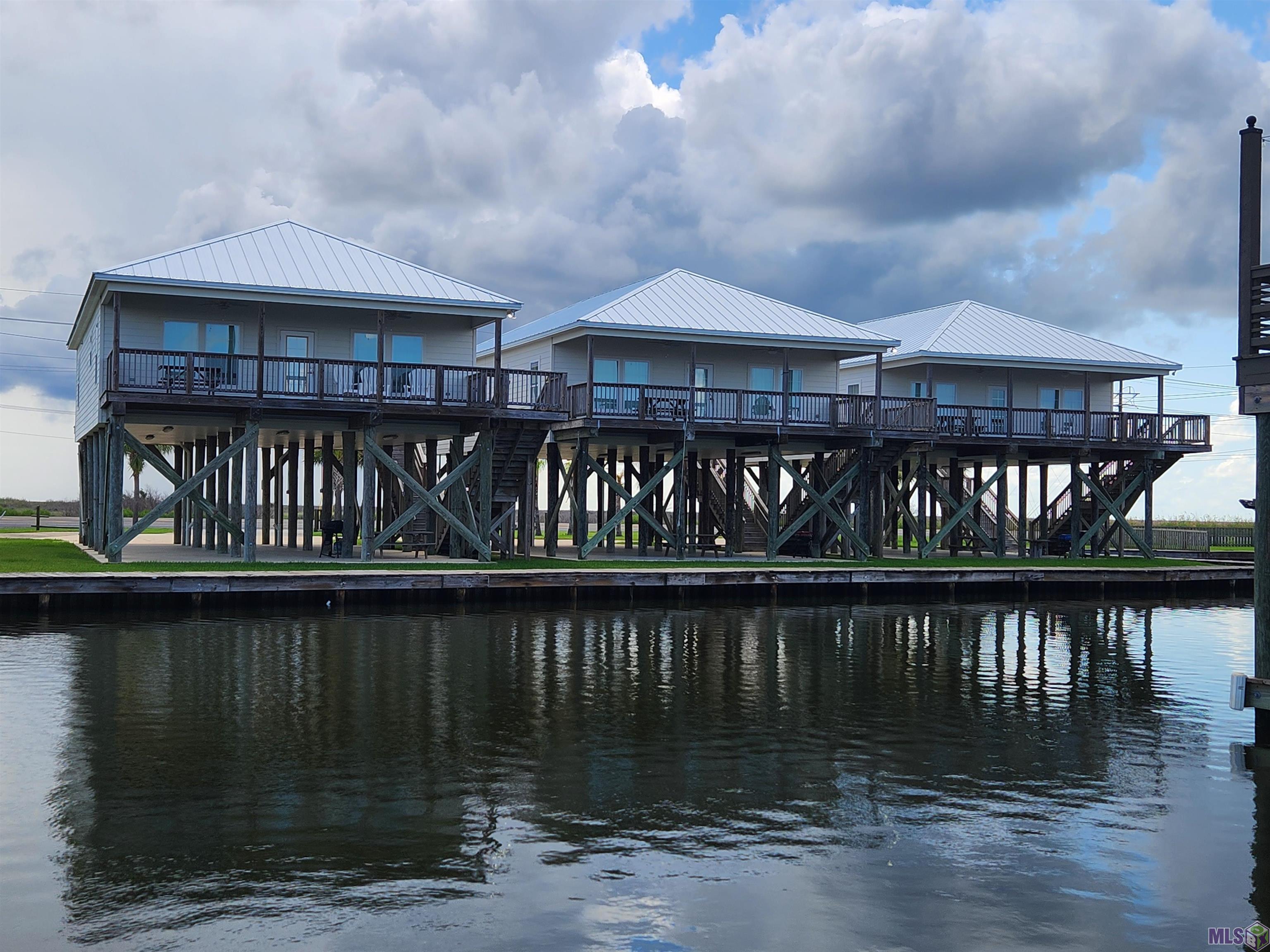 136 A O Rappelet Road, Unit B Golden Meadow, LA 70357 - Photo 2 of 28