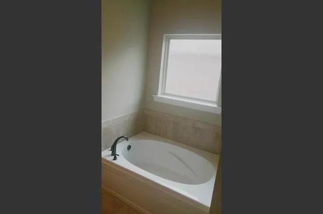 $255,000 | 42210 Wood Avenue, Ponchatoula, LA 70454