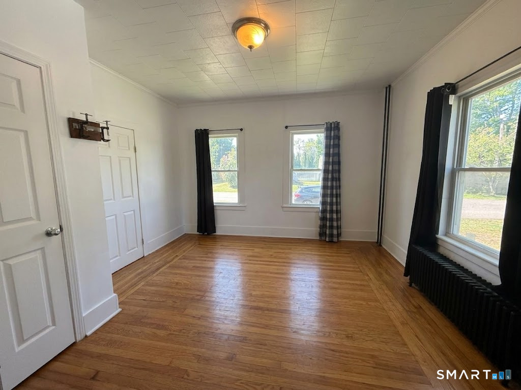 27 Milk Street Meriden, CT 06451 - Photo 6 of 16