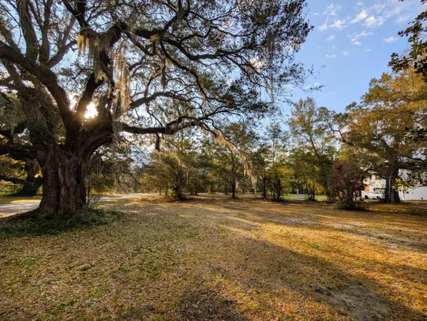 $139,000 | 1020 South Pinckney Street, McClellanville, SC 29458