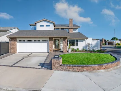 $1,800,000 | 3344 Alabama Circle, Costa Mesa, CA 92626