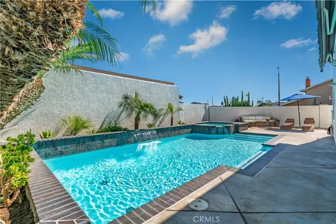 $1,800,000 | 3344 Alabama Circle, Costa Mesa, CA 92626