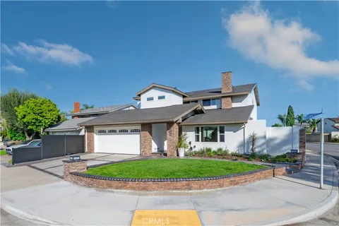 $1,800,000 | 3344 Alabama Circle, Costa Mesa, CA 92626