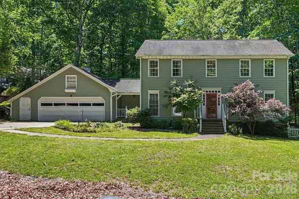 $800,000 | 5812 Camelot Drive, Charlotte, NC 28270