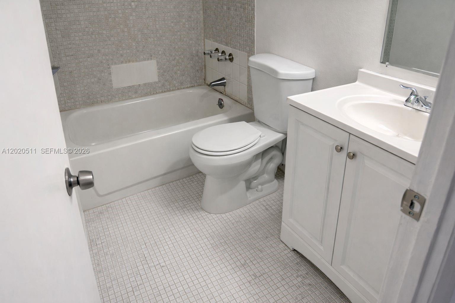 496 Northwest 165th Street, Unit D412 Miami, FL 33169 - Photo 26 of 34