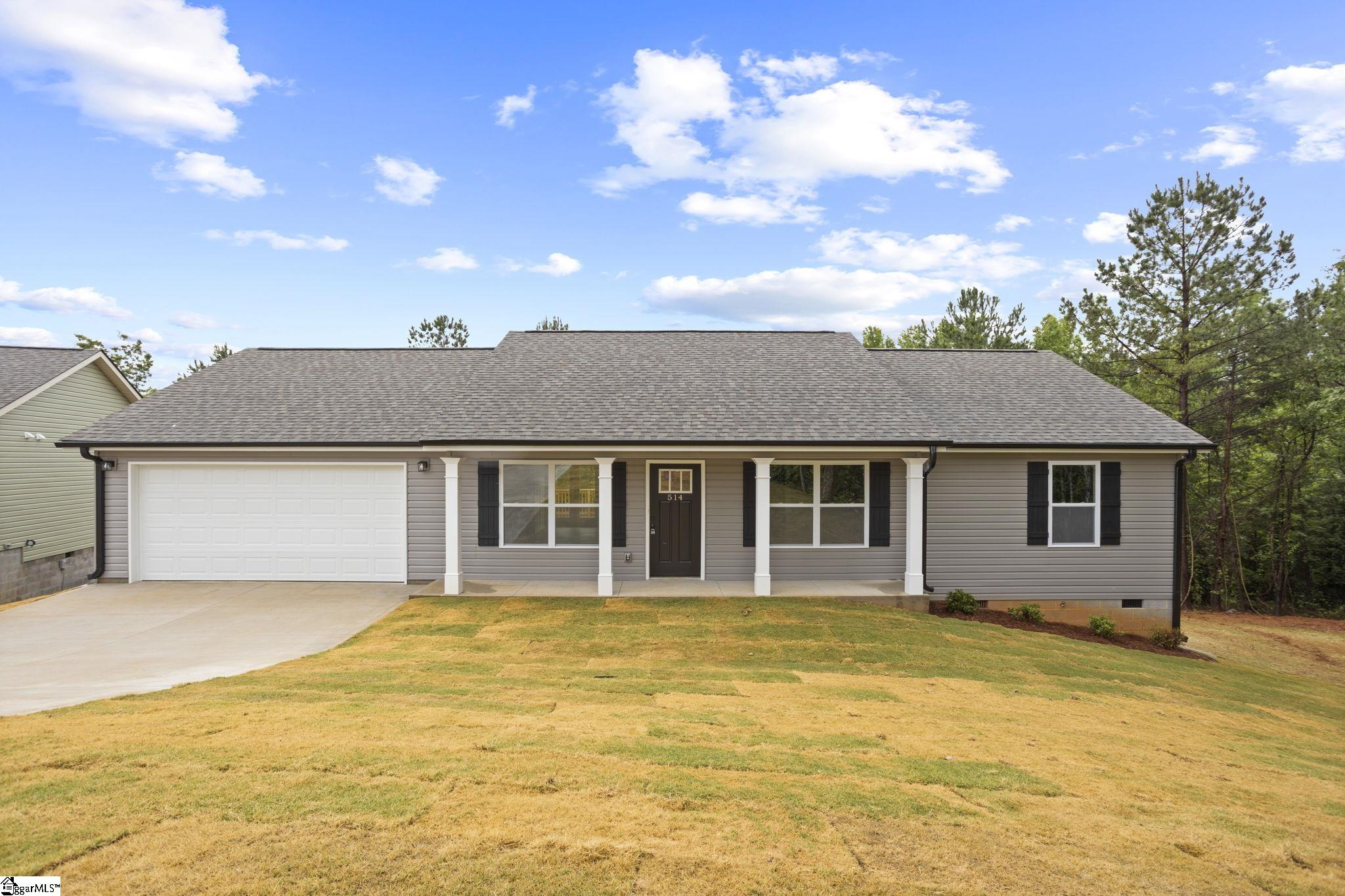 514 Crossgate Way Fountain Inn, SC 29644 - Photo 2 of 36