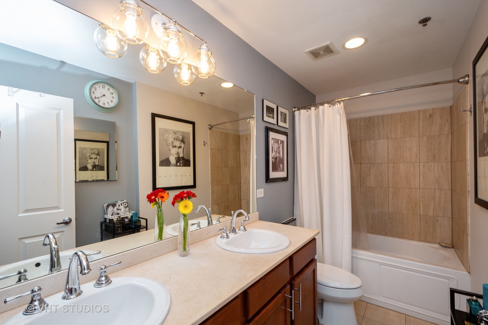 828 West Grace Street, Unit 810 Chicago, IL 60613 - Photo 9 of 14