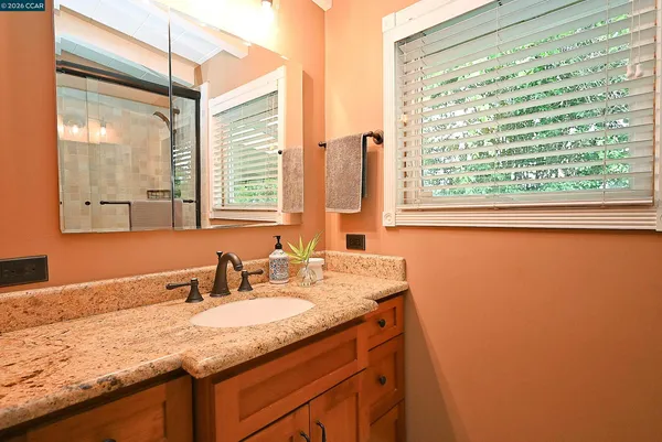 $1,275,000 | 15 Vista Hermosa, Walnut Creek, CA 94597