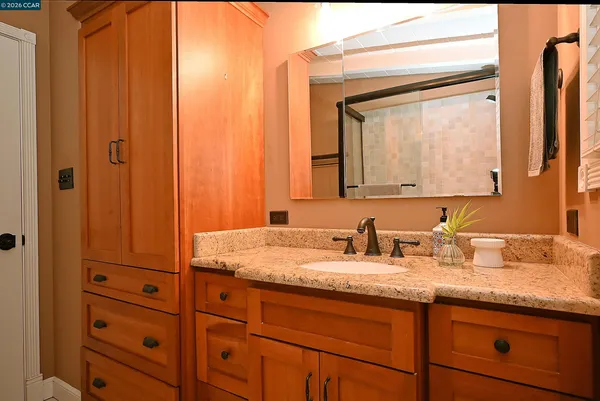 $1,275,000 | 15 Vista Hermosa, Walnut Creek, CA 94597