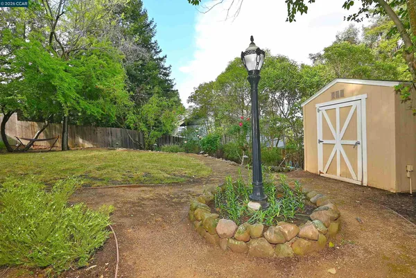 $1,275,000 | 15 Vista Hermosa, Walnut Creek, CA 94597