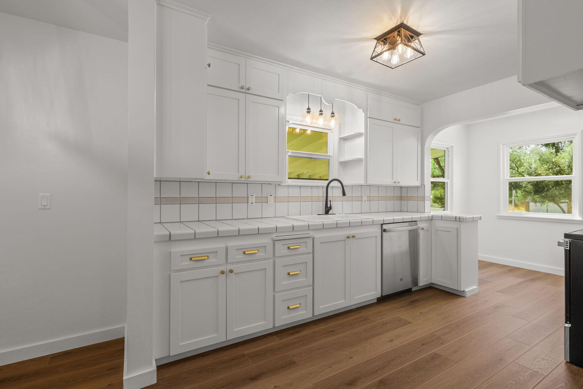 4485 Placer Road Redding, CA 96001 - Photo 11 of 77 Kitchen