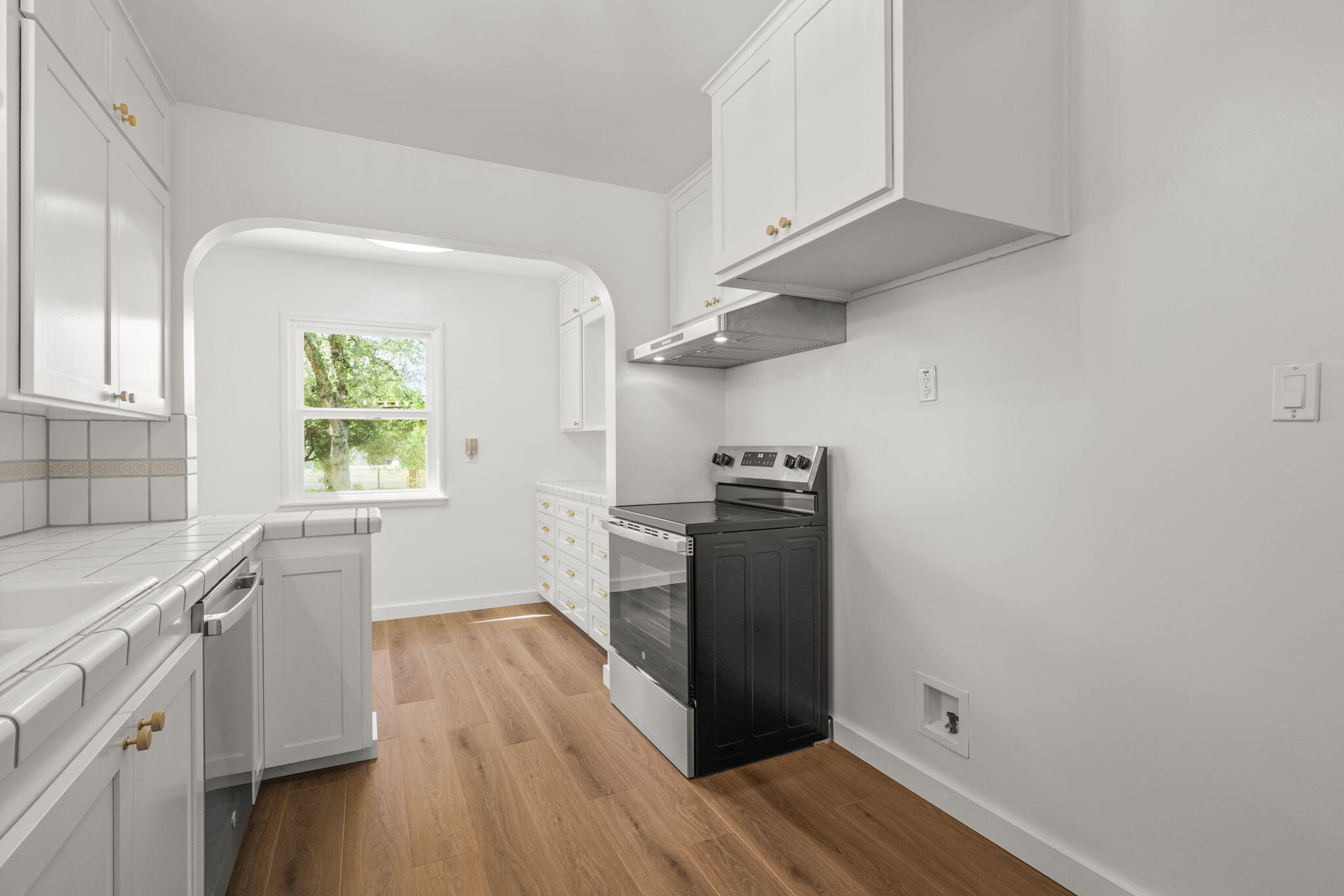 4485 Placer Road Redding, CA 96001 - Photo 13 of 77 Kitchen