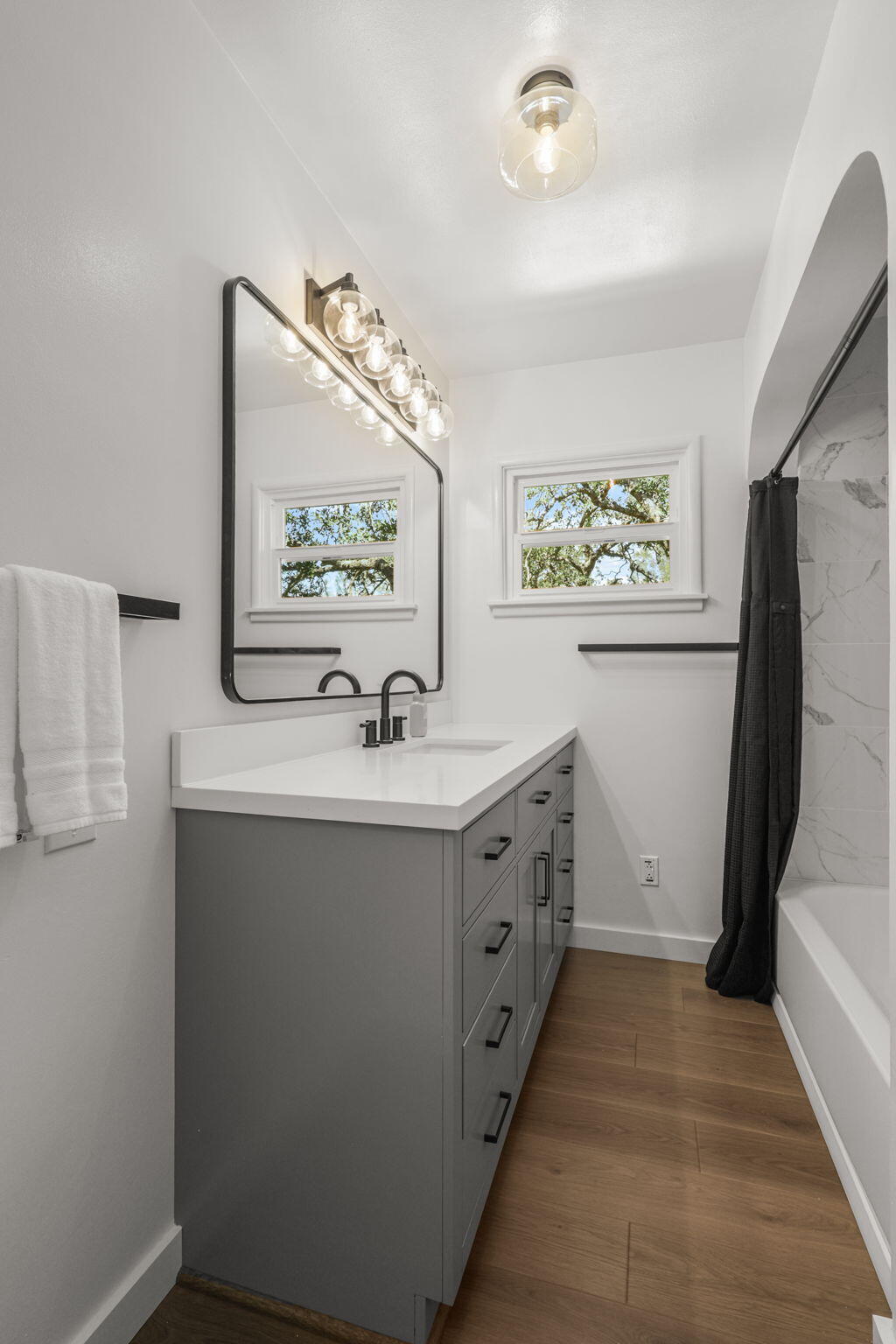 4485 Placer Road Redding, CA 96001 - Photo 29 of 77 Bathroom