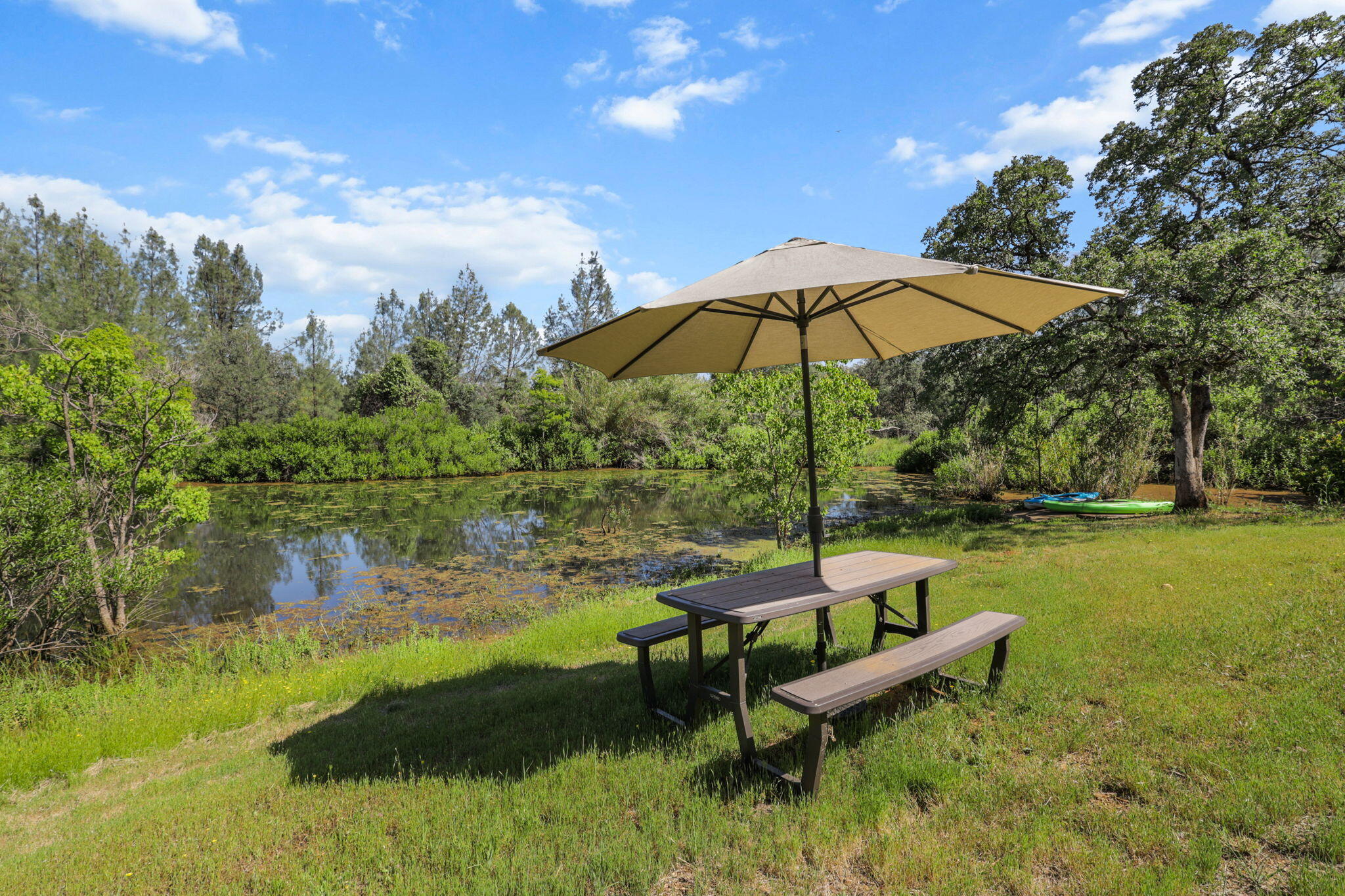 4485 Placer Road Redding, CA 96001 - Photo 45 of 77 Picnic Table